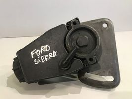 Ford Sierra Pompa wspomagania układu kierowniczego 85TF3C631BC