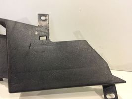 BMW 3 E30 Rivestimento estremità laterale del cruscotto 19069320