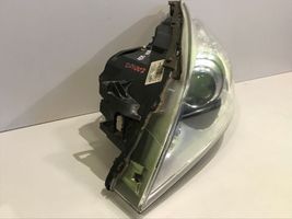 Volvo V60 Lampa przednia 31299990