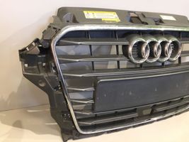 Audi A3 S3 8V Etupuskurin ylempi jäähdytinsäleikkö 8V3853651A