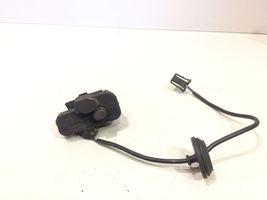 Volkswagen Tiguan Moteur de verrouillage trappe à essence 5N0810773B