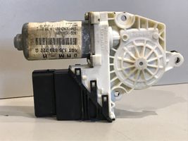 Volkswagen Bora Moteur de lève-vitre de porte avant 1J5839729G