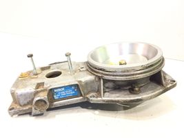 Audi 80 90 B3 Distribuidor de combustible 026133353