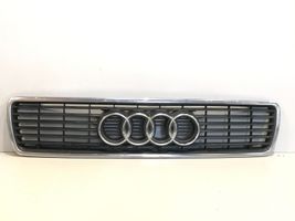 Audi 80 90 S2 B4 Etupuskurin ylempi jäähdytinsäleikkö 8G0853651G
