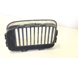 BMW 3 E36 Grille de calandre avant 51138151548