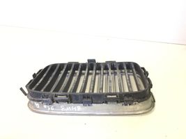 BMW 3 E36 Grille de calandre avant 51138122238