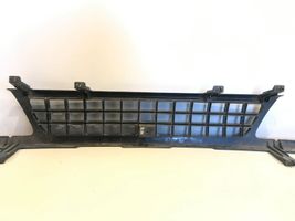 Opel Frontera A Front bumper upper radiator grill 07050999