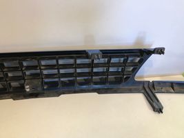 Opel Frontera A Front bumper upper radiator grill 07050999