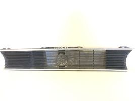 Volkswagen Golf I Grille de calandre avant 171853653D