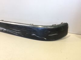 BMW 5 E34 Modanatura della barra di rivestimento del paraurti anteriore 51121944186