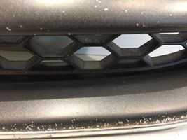 Hyundai Santa Fe Front bumper upper radiator grill 863532B000