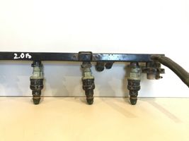 BMW 3 E36 Kraftstoffverteiler Einspritzleiste Verteilerrohr 0280150415