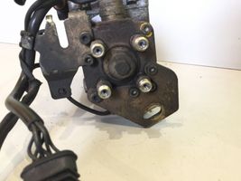 Audi A4 S4 B5 8D Polttoaineen ruiskutuksen suurpainepumppu 028130115A