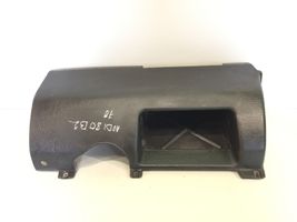 Audi Coupe Panelės apdailos skydas (apatinis) 811857921F