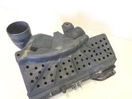 Audi 100 200 5000 C3 Scatola del filtro dell’aria 034133837F