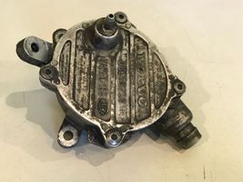 Volvo XC70 Pompe à vide 08658230