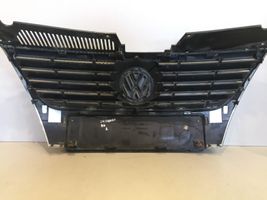 Volkswagen PASSAT B6 Grotelės priekinės 3C0853651