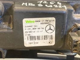 Mercedes-Benz S W221 Feu antibrouillard avant A2218200956