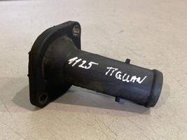 Volkswagen Tiguan Boîtier de thermostat / thermostat 045121121A