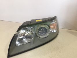 Volvo V50 Lampa przednia 30698648