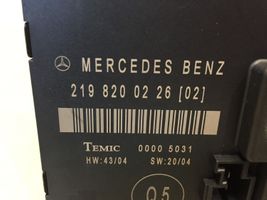 Mercedes-Benz CLS C219 Unité de commande module de porte 2198200226