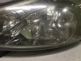 Mitsubishi Grandis Lampa przednia 10087642