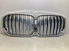 BMW X5 G05 Front bumper upper radiator grill 7454888