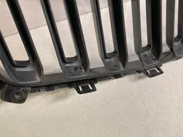 Volvo XC60 Front bumper upper radiator grill 31425533