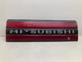 Mitsubishi Eclipse Riflettore fanale posteriore MB645556