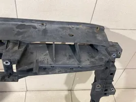 Volkswagen Tiguan Jäähdyttimen kehyksen suojapaneeli 5N0805594