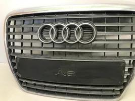 Audi A6 S6 C6 4F Grotelės viršutinės 4F0853651AQ