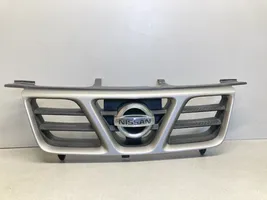 Nissan X-Trail T30 Передняя решётка 623108H700