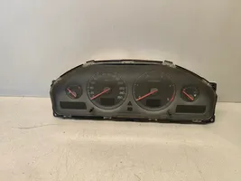 Volvo V70 Speedometer (instrument cluster) 9499671