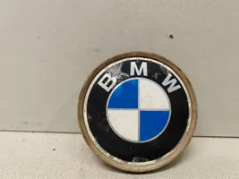 BMW 5 E39 Gamyklinis rato centrinės skylės dangtelis (-iai) 36131095361
