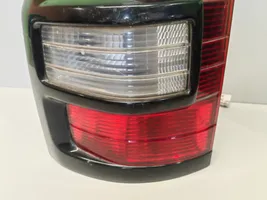 Mitsubishi Pajero Feux arrière / postérieurs 