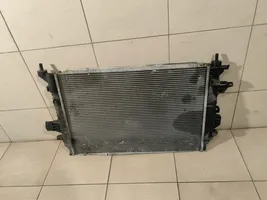 Opel Zafira B Radiateur de refroidissement 