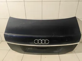 Audi A6 S6 C6 4F Takaluukun/tavaratilan kansi 4F5827755D