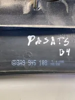 Volkswagen PASSAT B4 Takaluukun takavalot 3A9945108