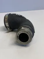 Volkswagen PASSAT B6 Tube d'admission de tuyau de refroidisseur intermédiaire 038131111C