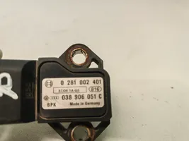 Volkswagen PASSAT B6 Air pressure sensor 038906051C