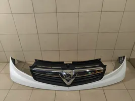 Opel Vivaro Griglia superiore del radiatore paraurti anteriore 623100248R