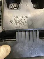 BMW 3 E92 E93 Consolle centrale del vano portaoggetti 5116696094