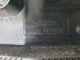 Opel Zafira B Boîte à fusibles 1534937