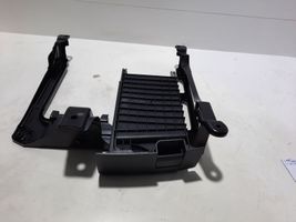 Volkswagen Touareg I Tiroir / boîte de rangement console centrale 7L0882602