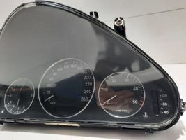 Mercedes-Benz E W211 Tachimetro (quadro strumenti) A2115408847