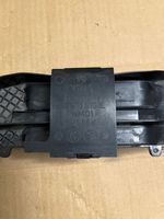 Volkswagen Tiguan Altra parte del vano motore 5N0971615E