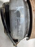 Mercedes-Benz C AMG W204 Dzinēja spilvens A2042403817