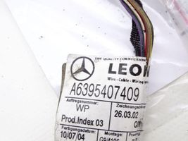 Mercedes-Benz Vito Viano W639 Etuoven johtosarjan johdinnipun kumisuojus A6395407409