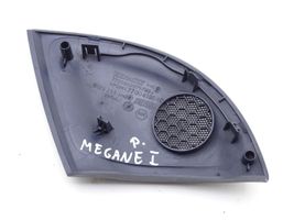 Renault Megane I Moulure de porte avant 7700840879