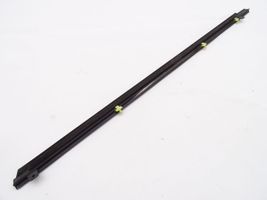 Subaru Legacy Rail de pare-brise de porte avant LEGACY_II_94-99_LISTWA_ZG